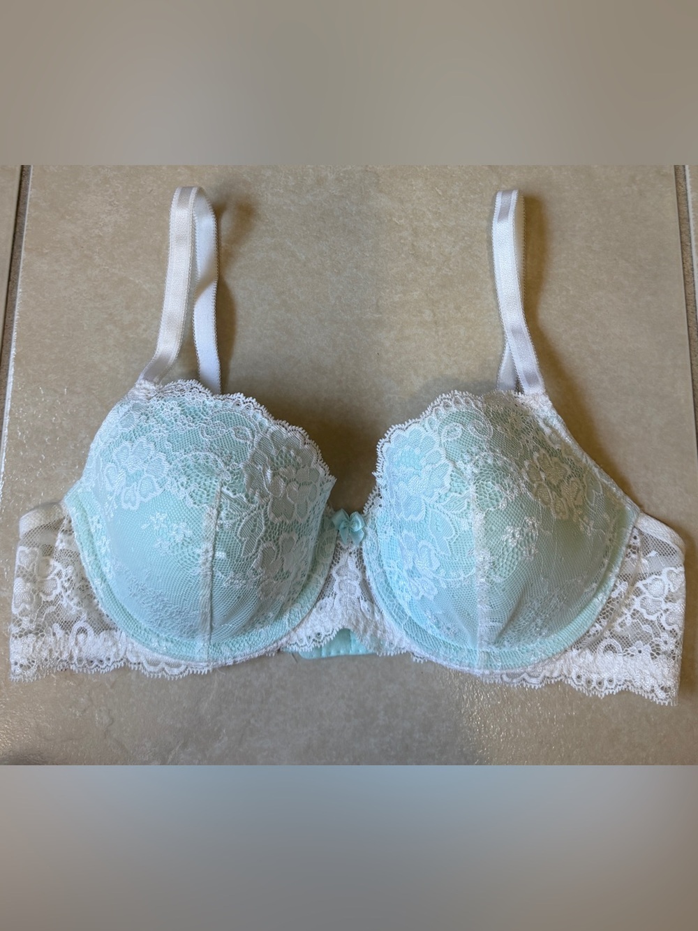 VS Dream Angels I Do Bridal Lined Demi Bra 36C Mint Green White Lace Vintage